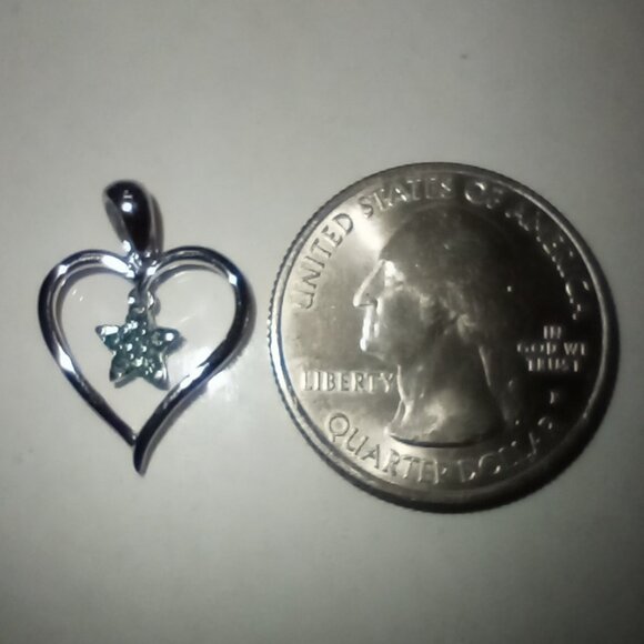 REDUCED! 14Kt White Gold Green Diamond Star-Heart Pendant - Picture 3 of 5